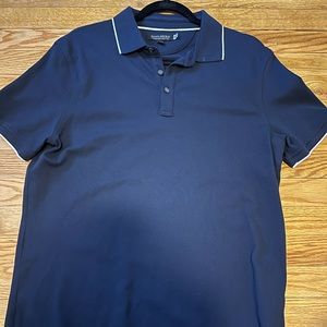 Pique tip collar. Banana Republic performance polo